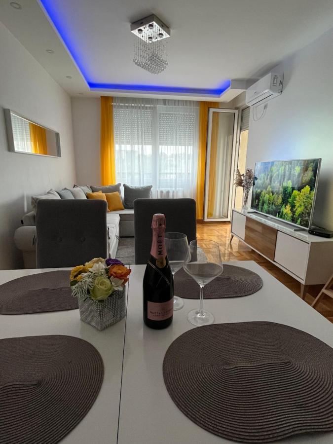 Apartamento Paunov Breg Belgrado Exterior foto
